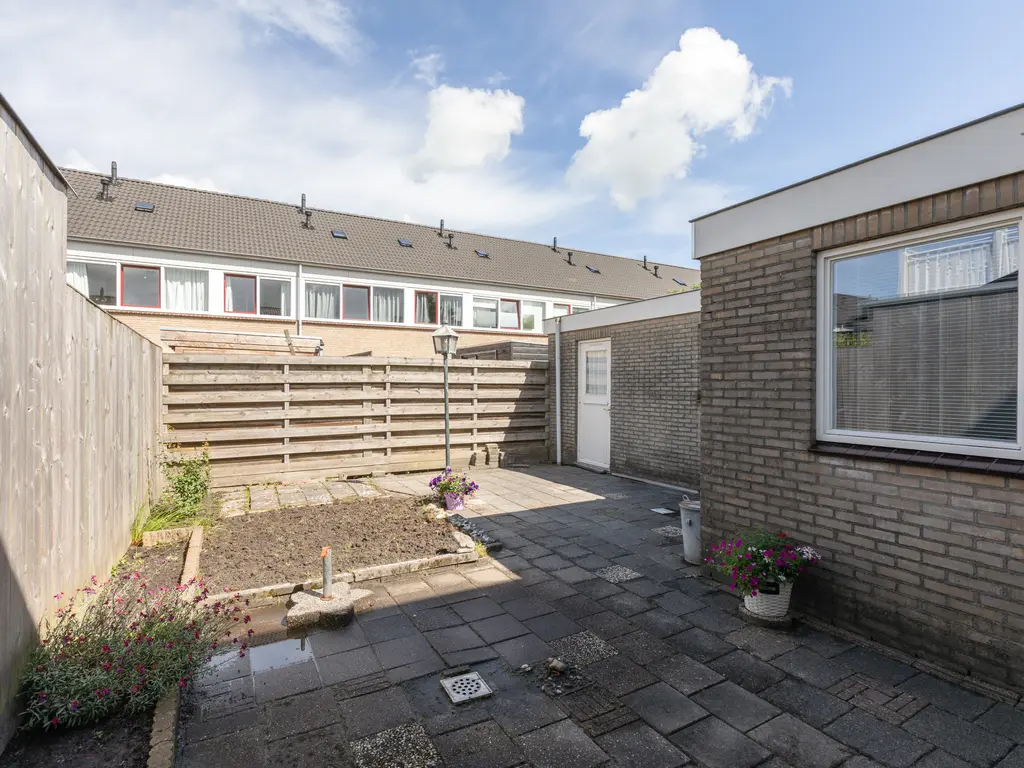 Pater Schuurmanstraat 5, Bolsward