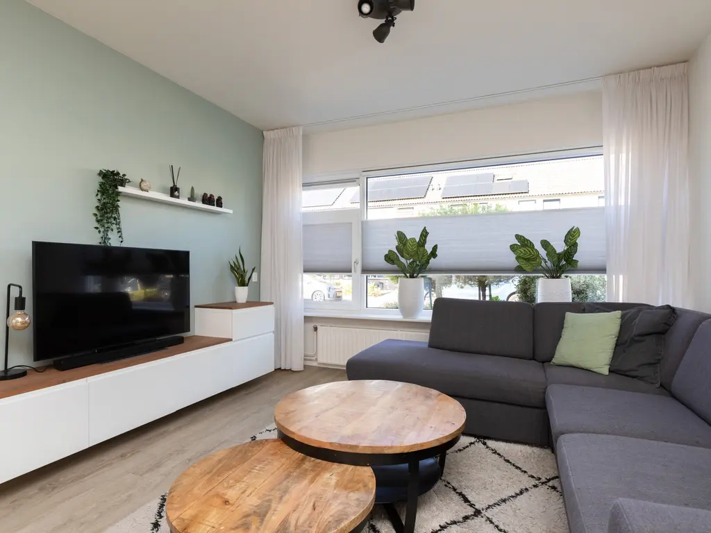 De Roeden 21, Bolsward