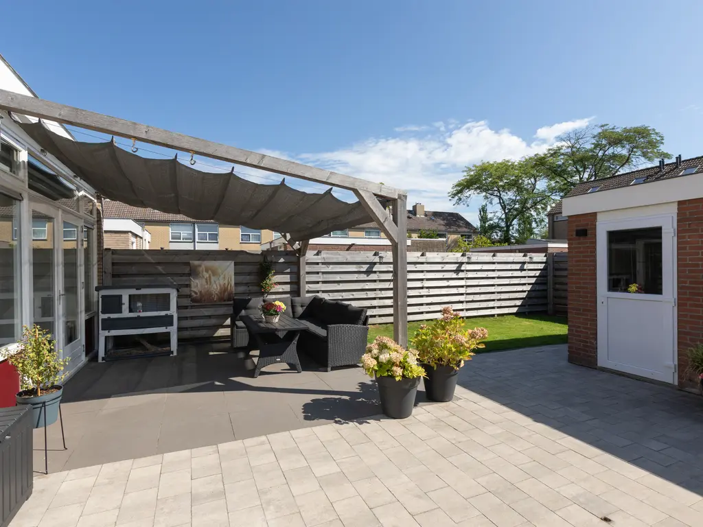 De Roeden 21, Bolsward