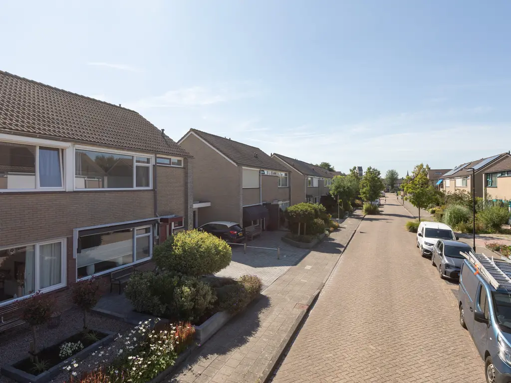 De Roeden 21, Bolsward