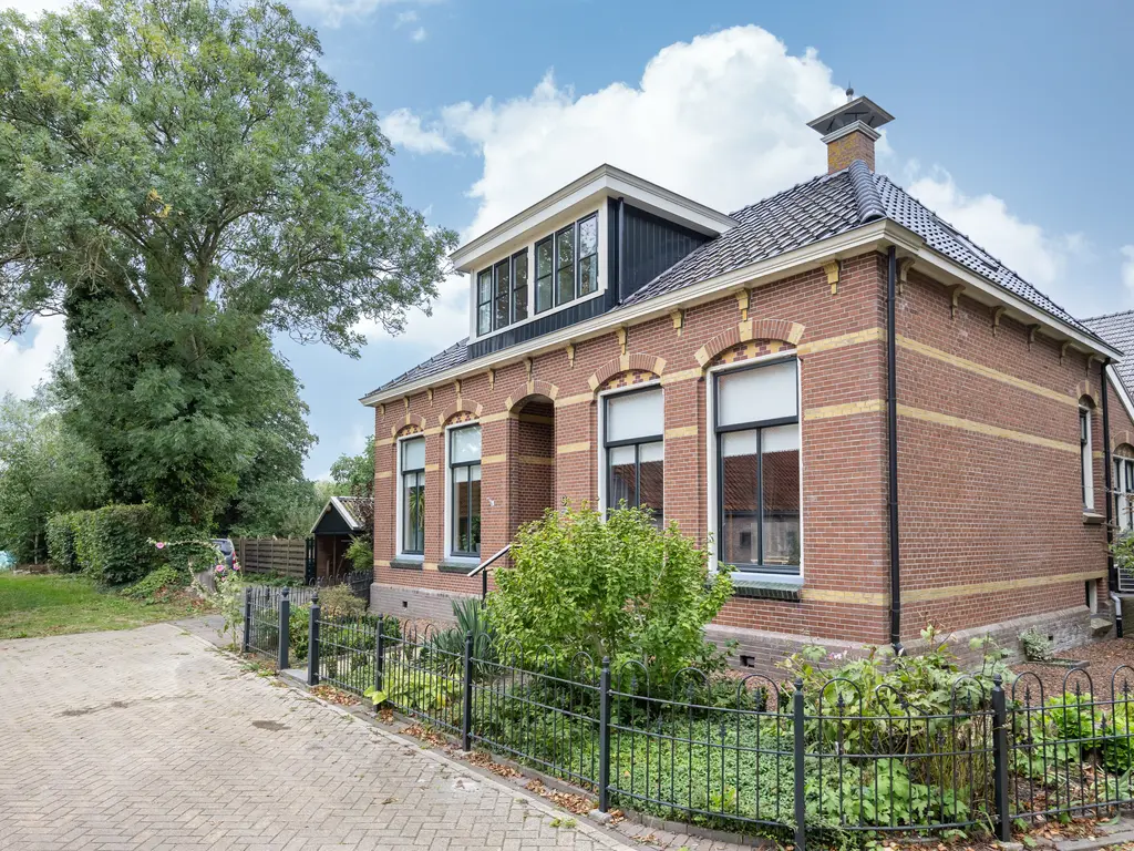 Schoolplein 9, Witmarsum