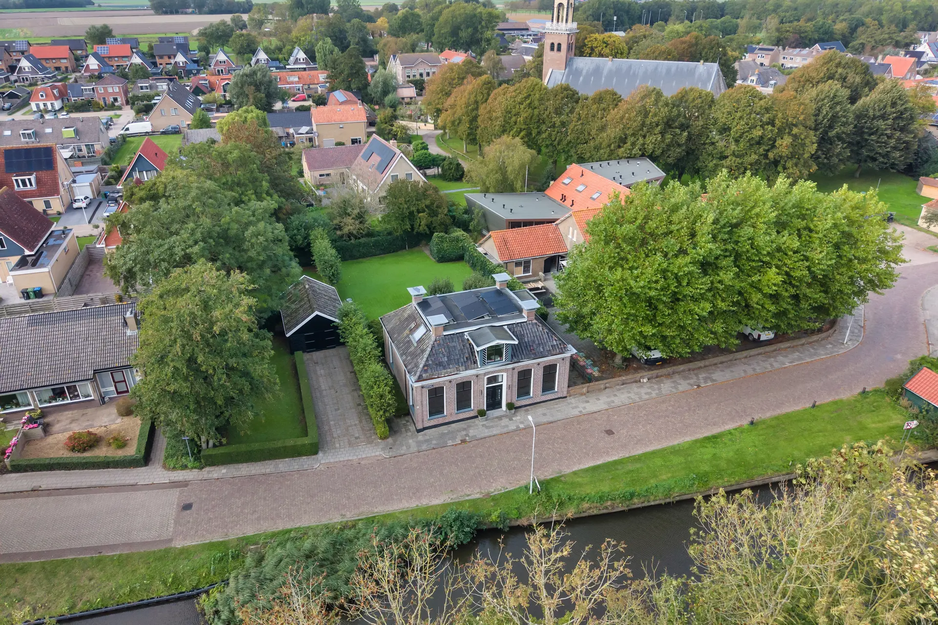 Schoolsingel 22, Arum