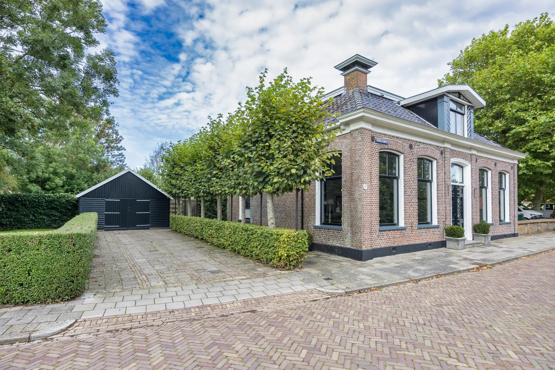 Schoolsingel 22, Arum