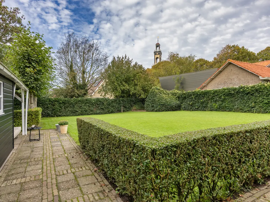 Schoolsingel 22, Arum