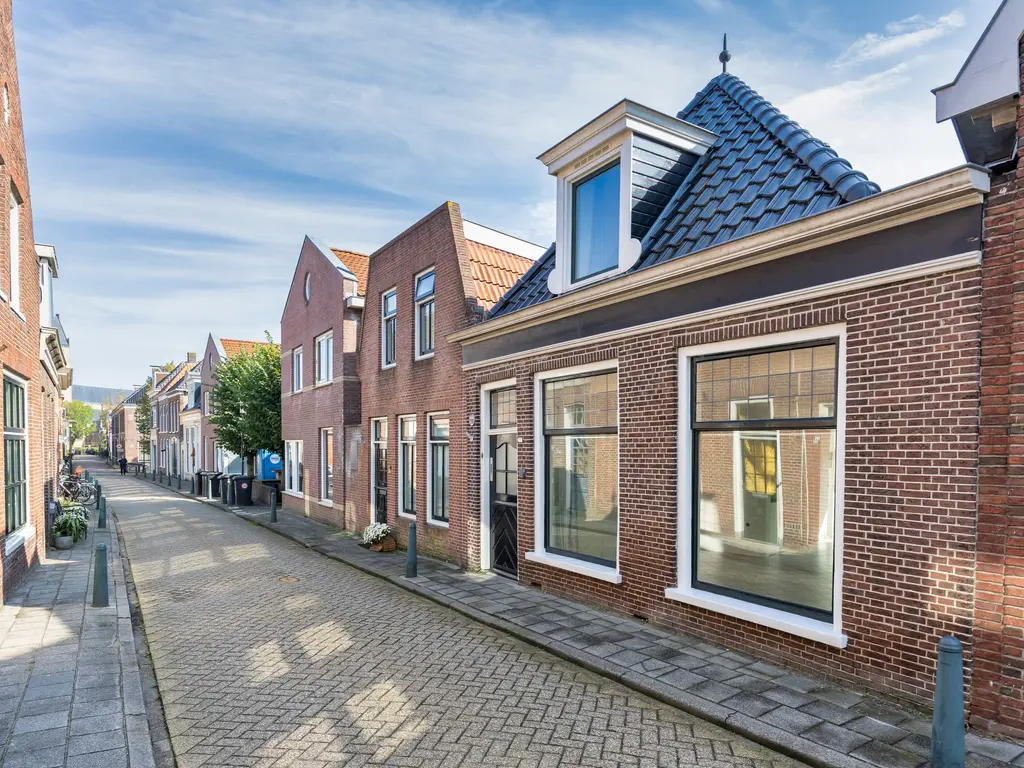 Kerkstraat 11, Bolsward