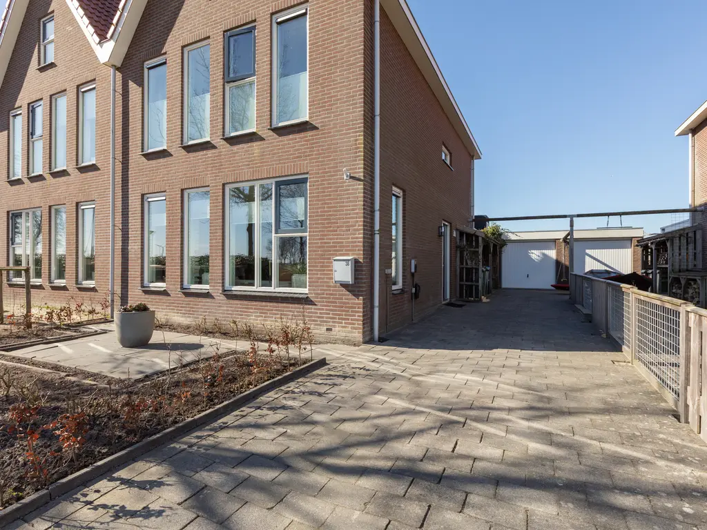 It Ferset 38, Makkum
