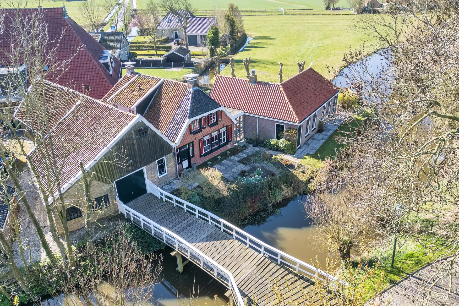 Zuiderlaan 8, Schraard