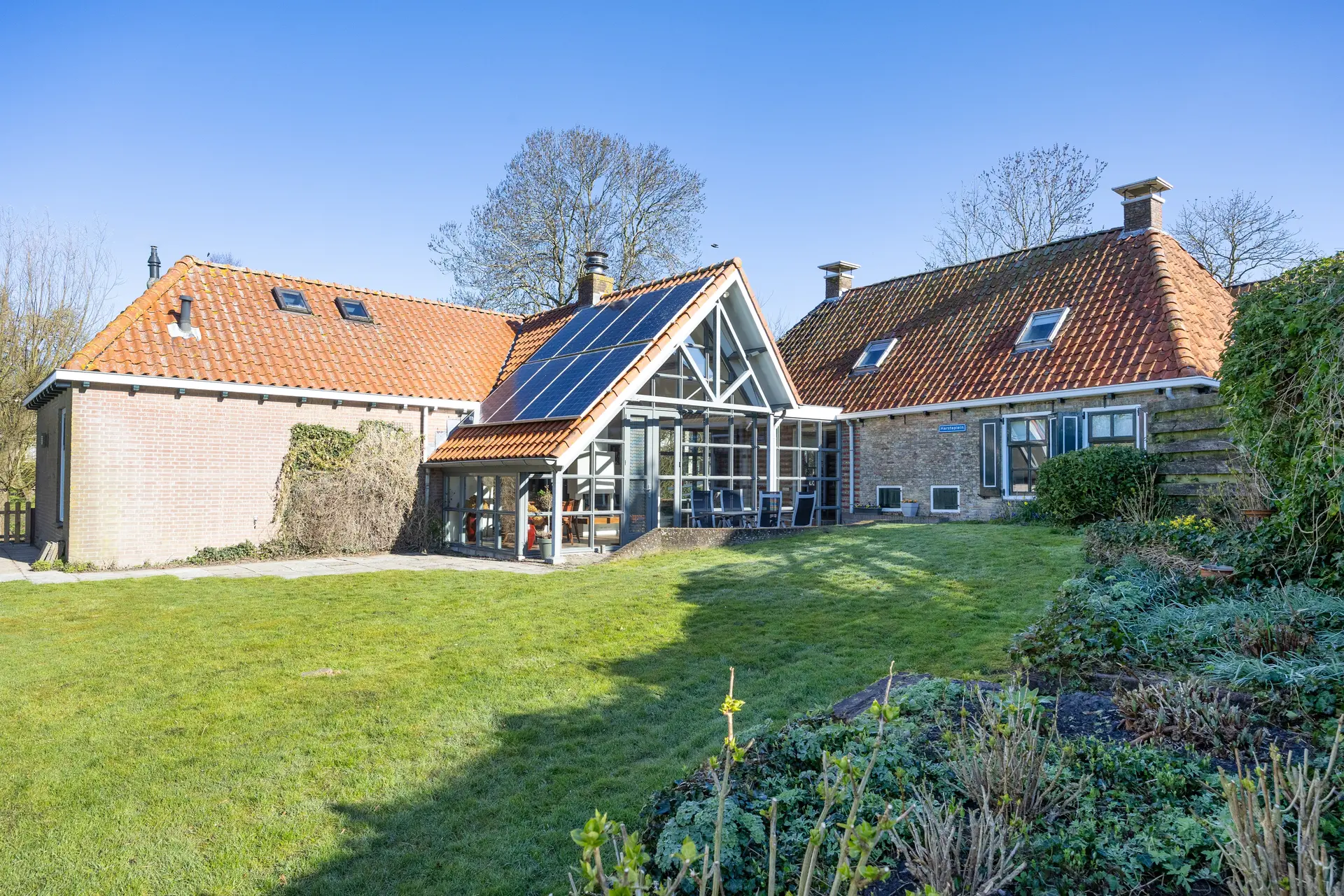 Zuiderlaan 8, Schraard