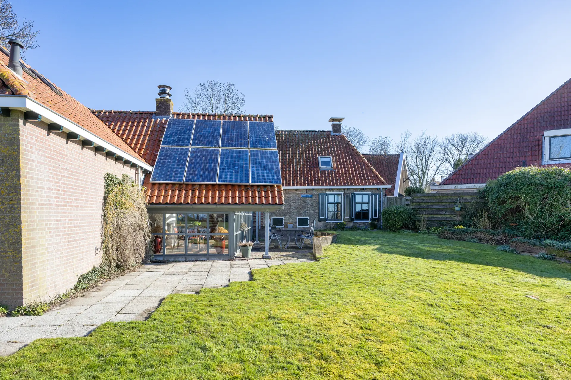 Zuiderlaan 8, Schraard