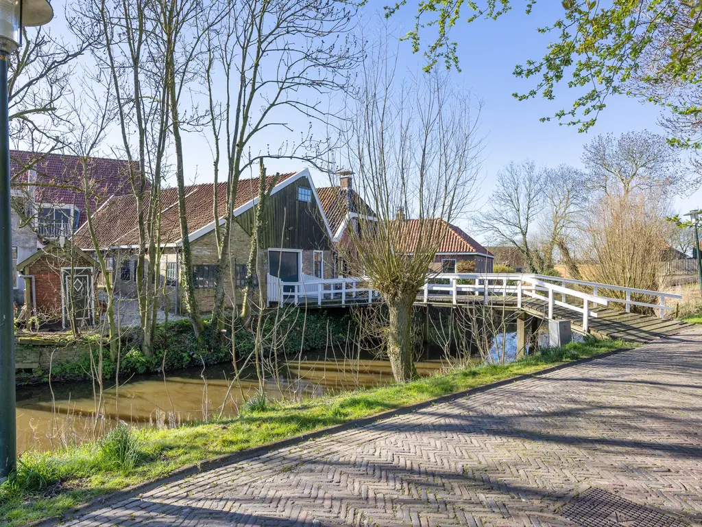 Zuiderlaan 8, Schraard