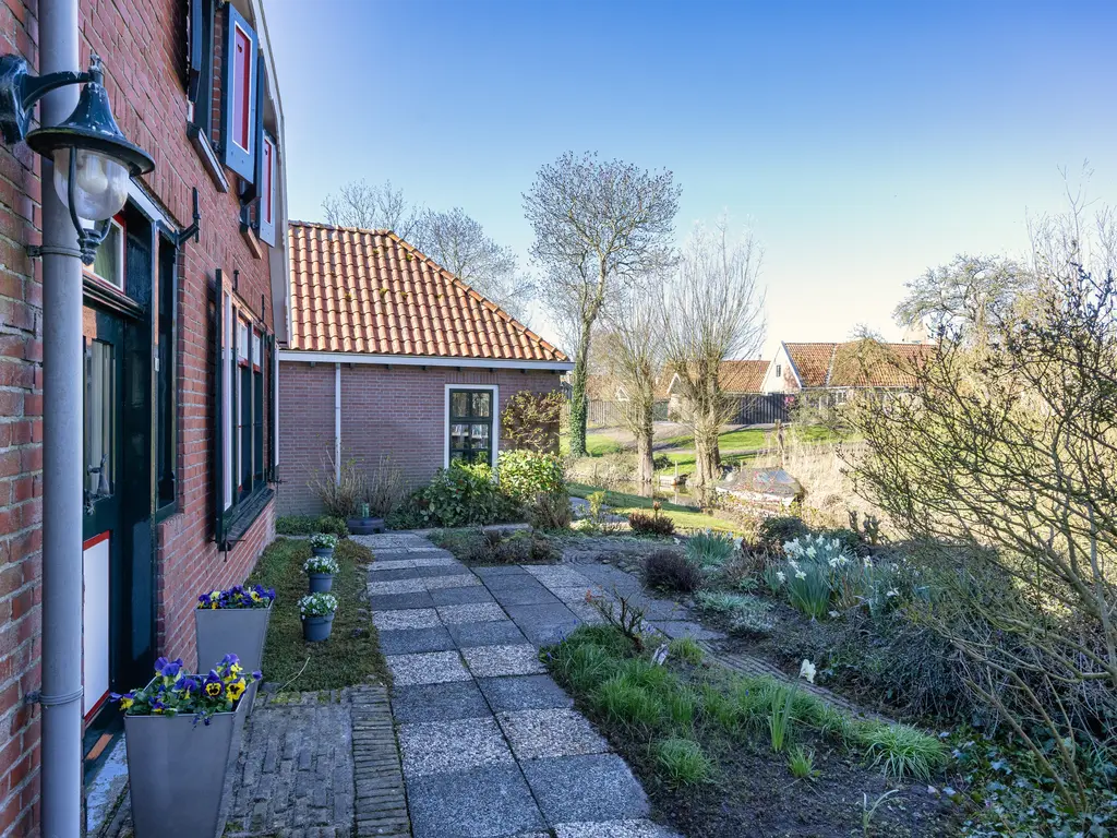 Zuiderlaan 8, Schraard