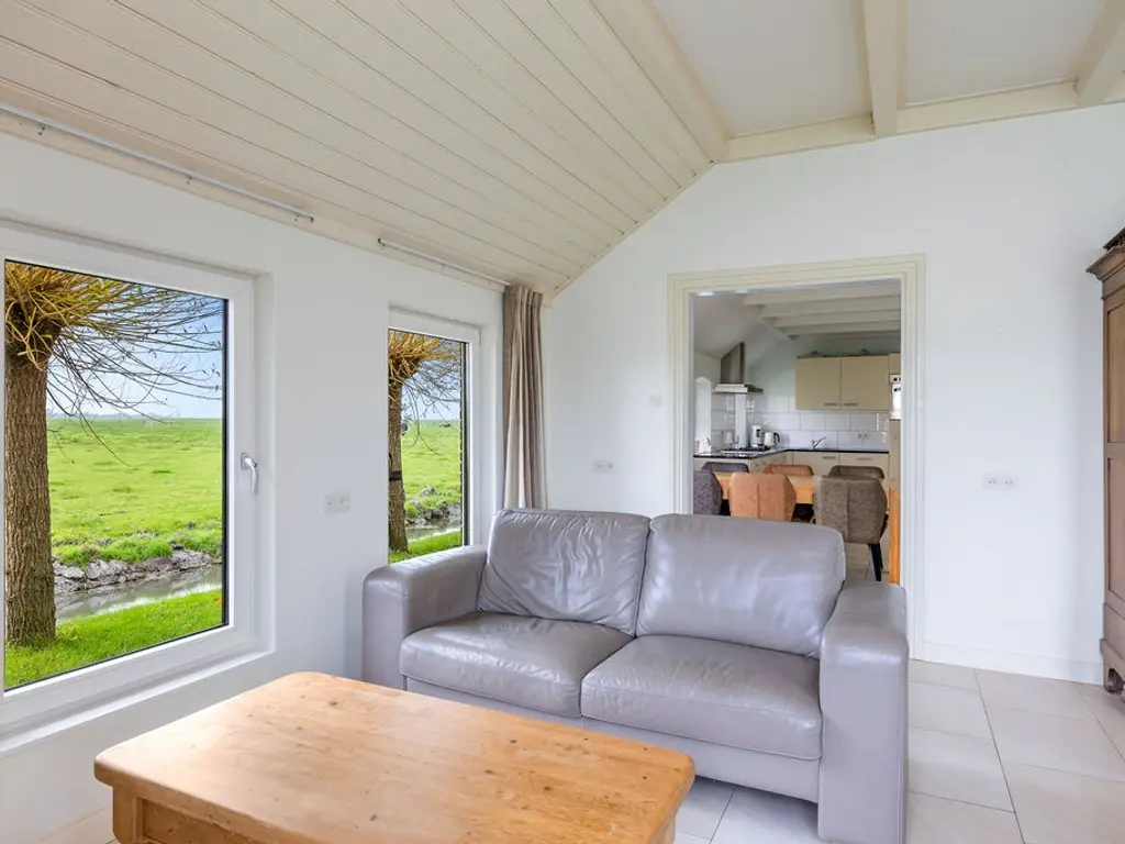 Van der Looswei 36, Blauwhuis