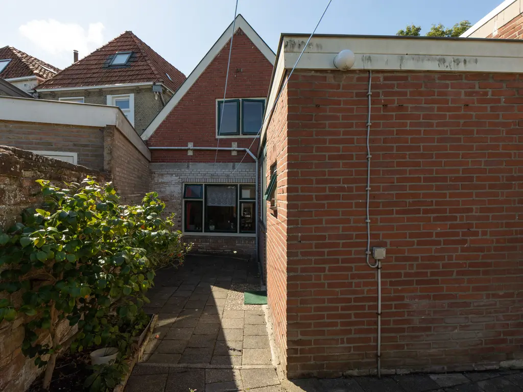 Achter De Smeden 10, Bolsward