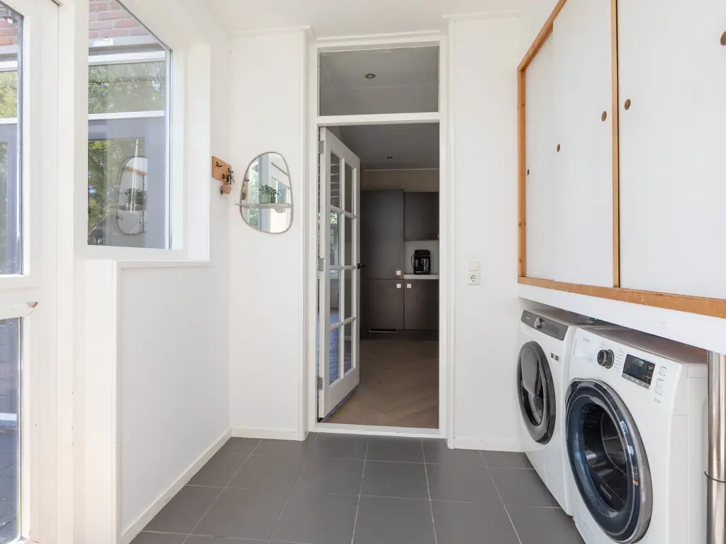 Tjalkstraat 2, Makkum