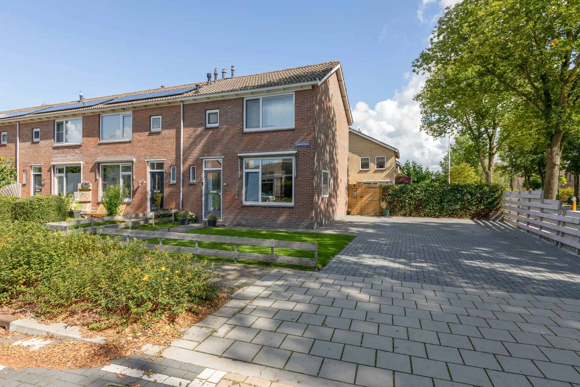 Tjalkstraat 2, Makkum