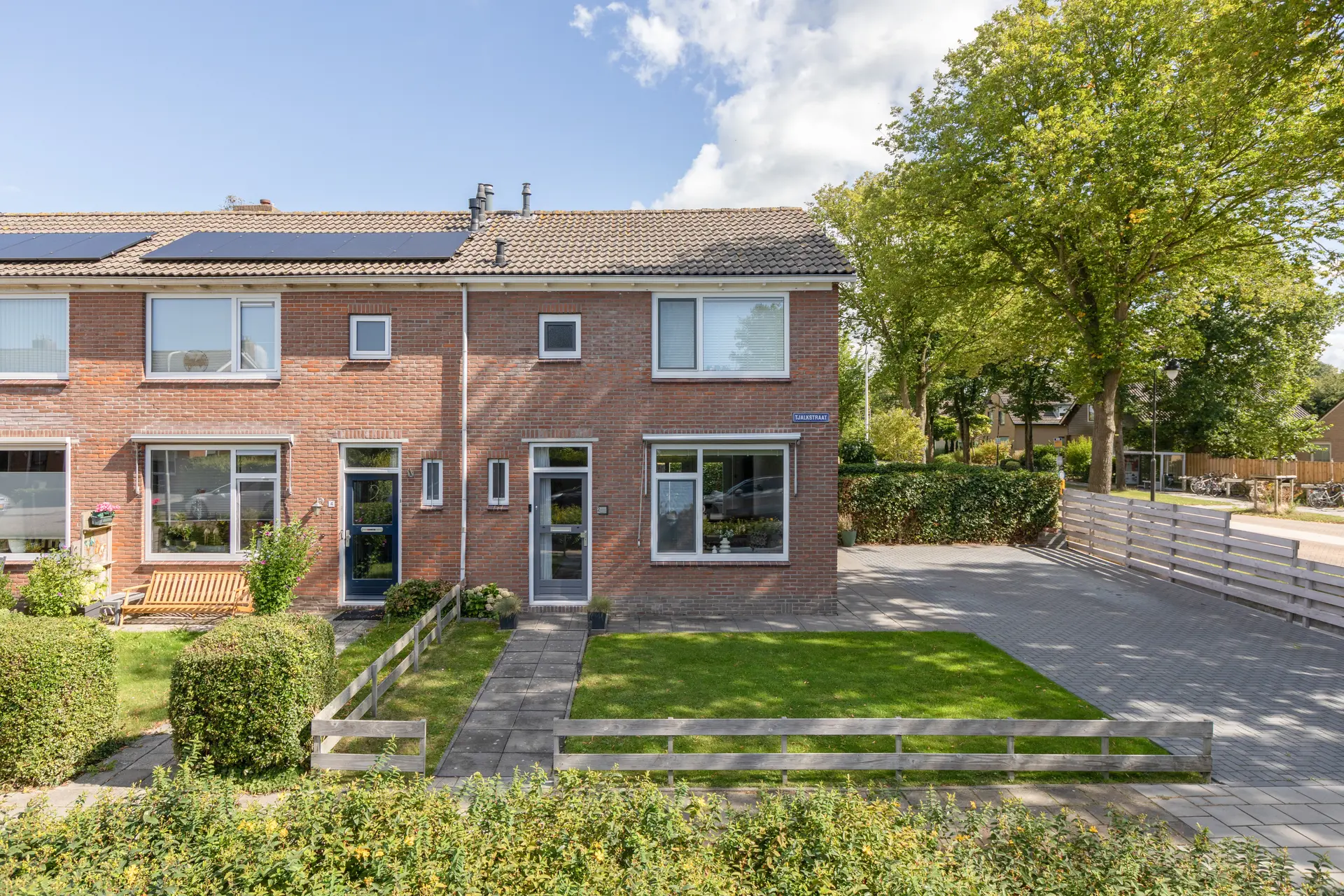 Tjalkstraat 2, Makkum