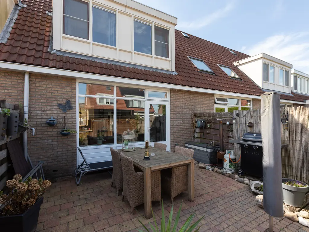 Wilgeroosje 58, Sneek