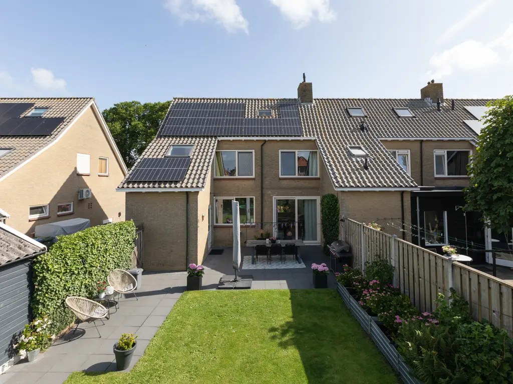 Lammert Scheltesstraat 23, Pingjum