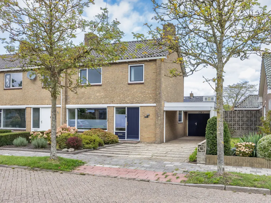 Floridus Campuslaan 26, Bolsward
