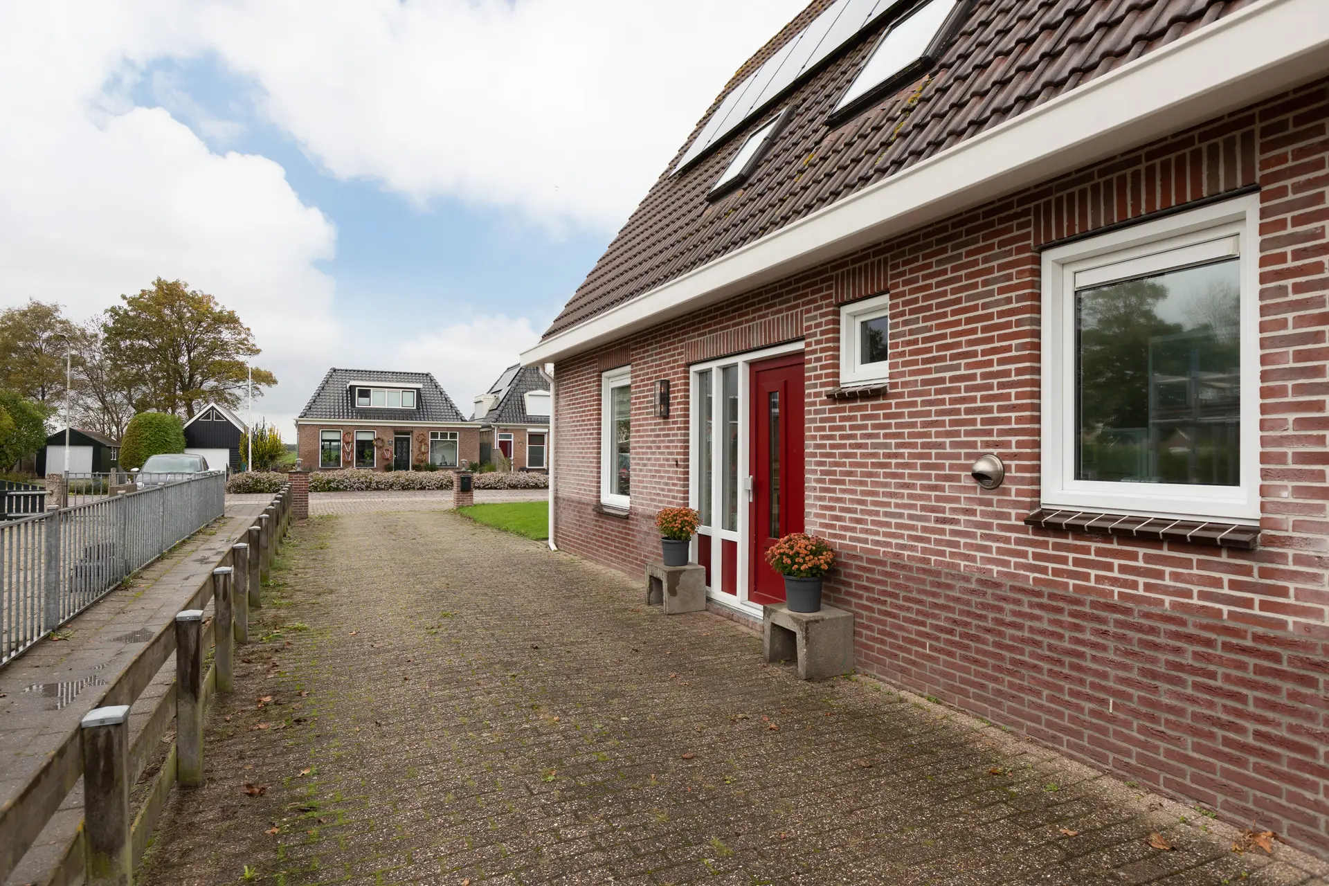Waaxenserweg 11, Lollum