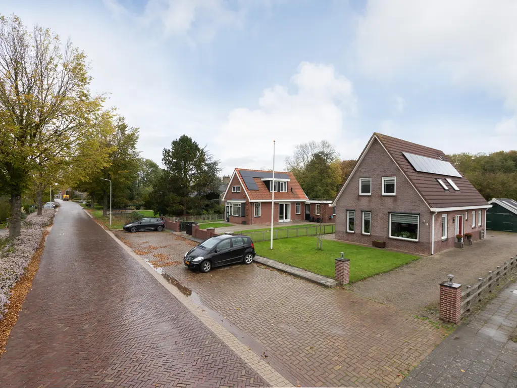 Waaxenserweg 11, Lollum