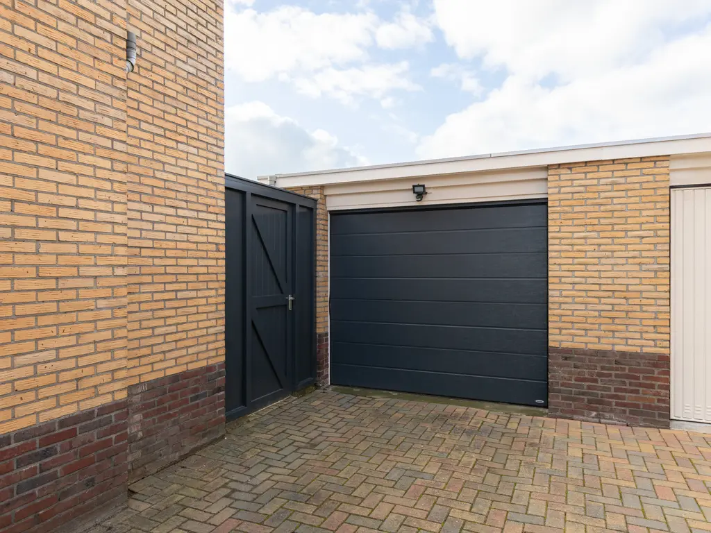 De Slinken 12, Bolsward