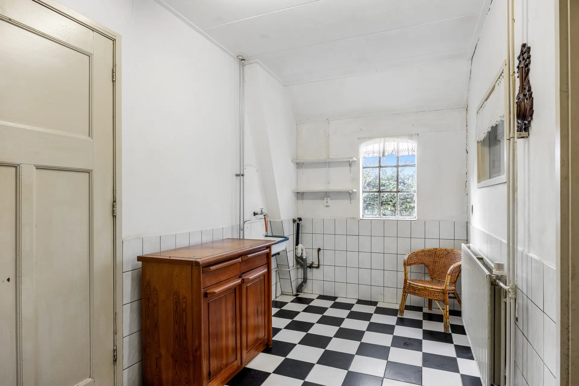 Doniaweg 25, Burgwerd