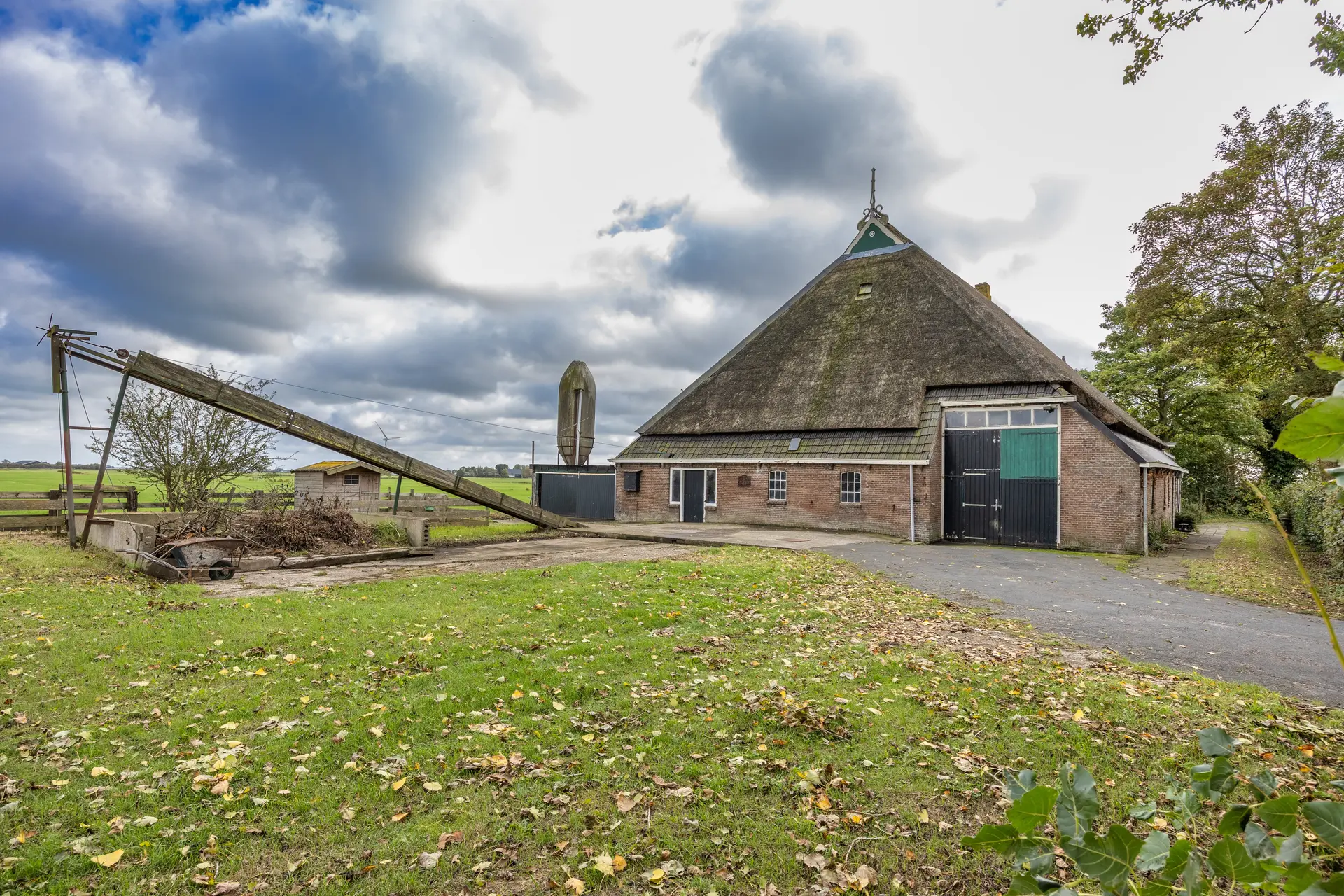 Doniaweg 25, Burgwerd