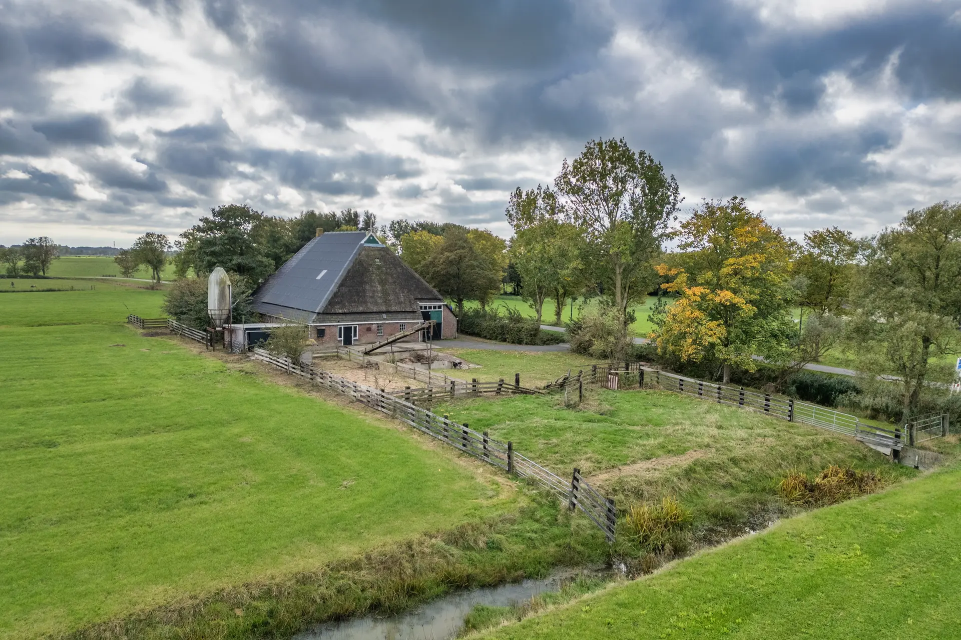 Doniaweg 25, Burgwerd
