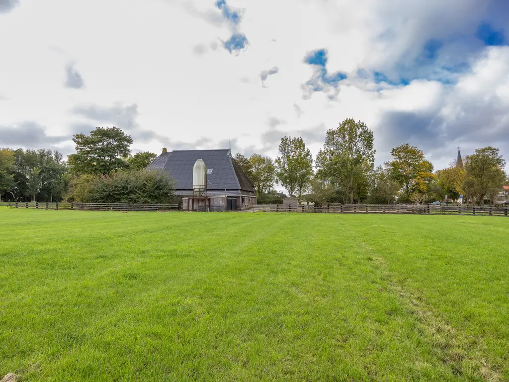 Doniaweg 25, Burgwerd