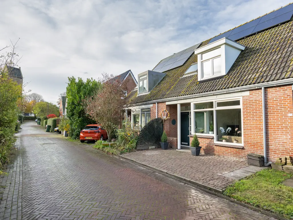 Kerkstraat 23, Pingjum