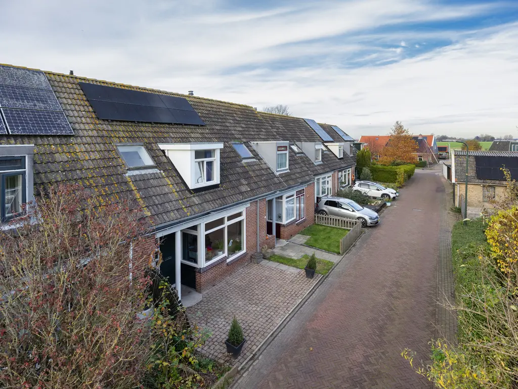Kerkstraat 23, Pingjum