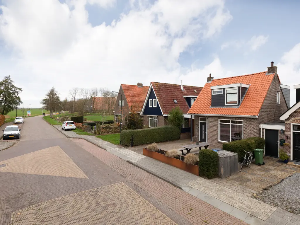 Schoolstraat 22, Burgwerd