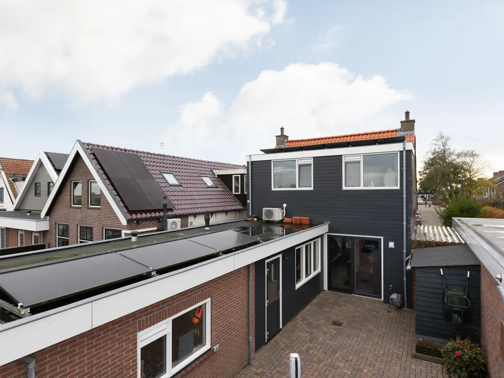 Schoolstraat 22, Burgwerd