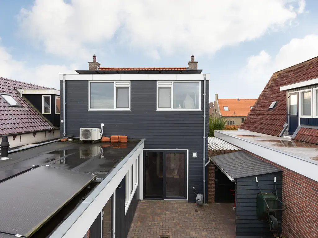 Schoolstraat 22, Burgwerd