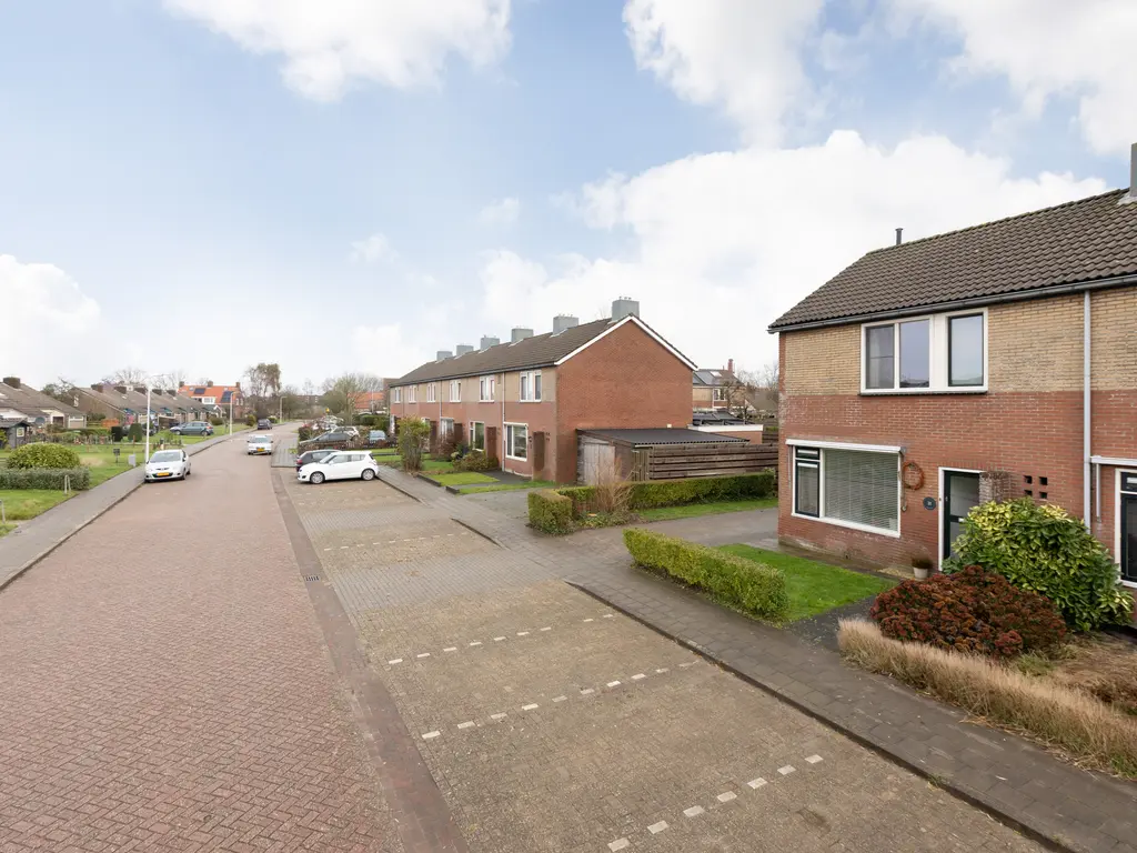 Meester de Vriesstraat 31, Witmarsum