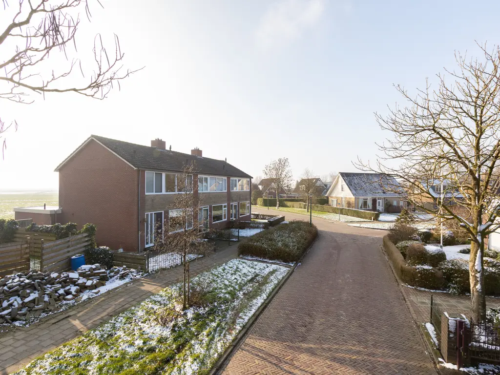 Sinsmar 24, Blauwhuis
