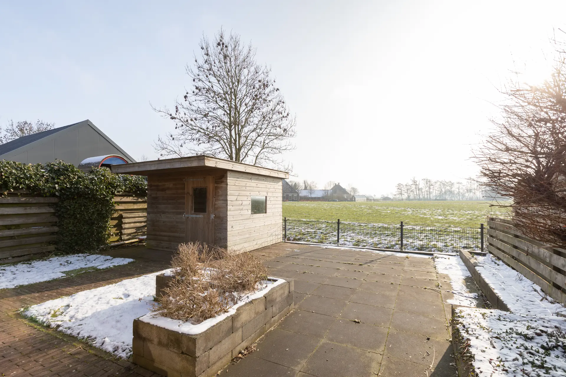 Sinsmar 24, Blauwhuis
