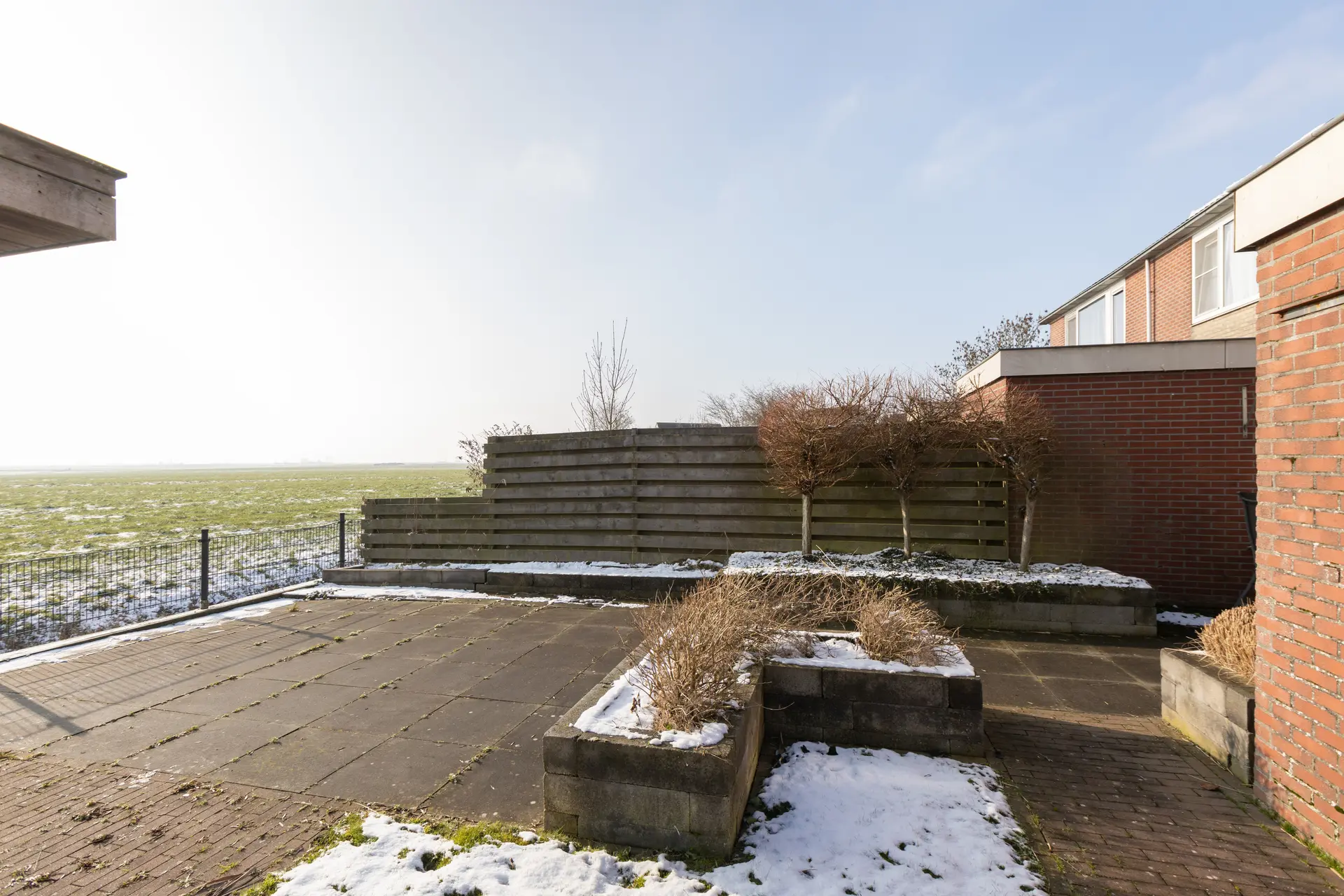 Sinsmar 24, Blauwhuis
