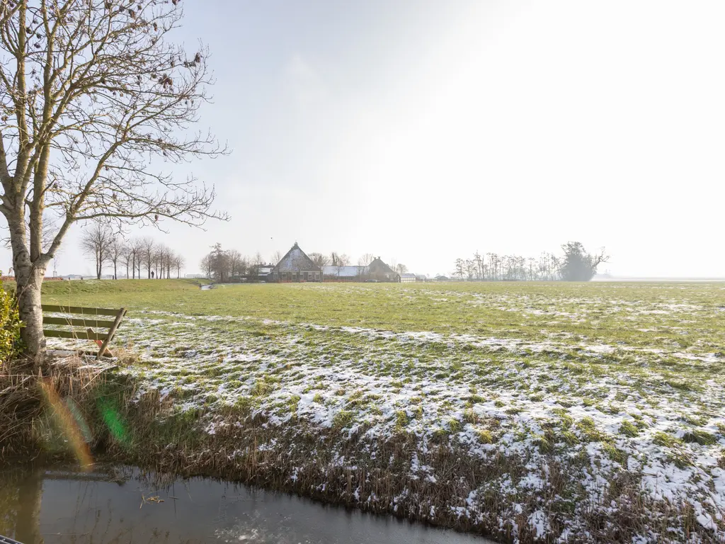 Sinsmar 24, Blauwhuis