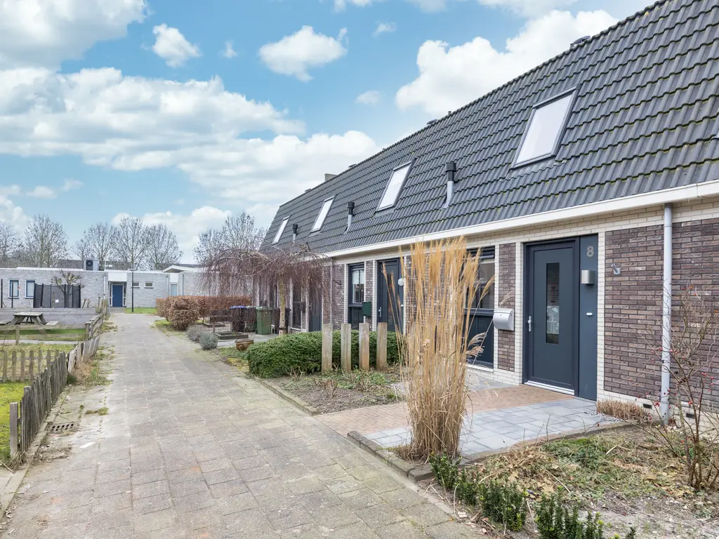 De Greiden 8, Bolsward