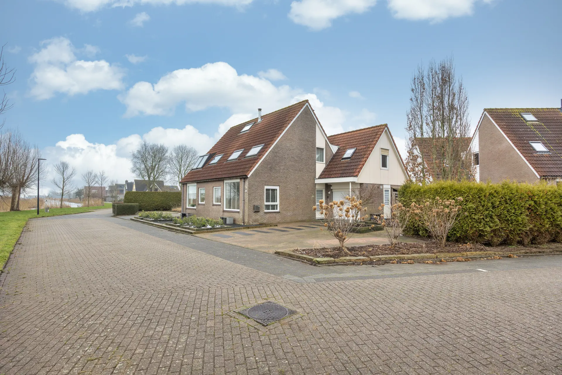 Essenburg 16, Bolsward