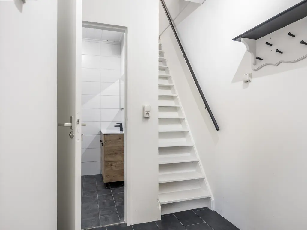 Heer Jacobstraat 2, Bakhuizen