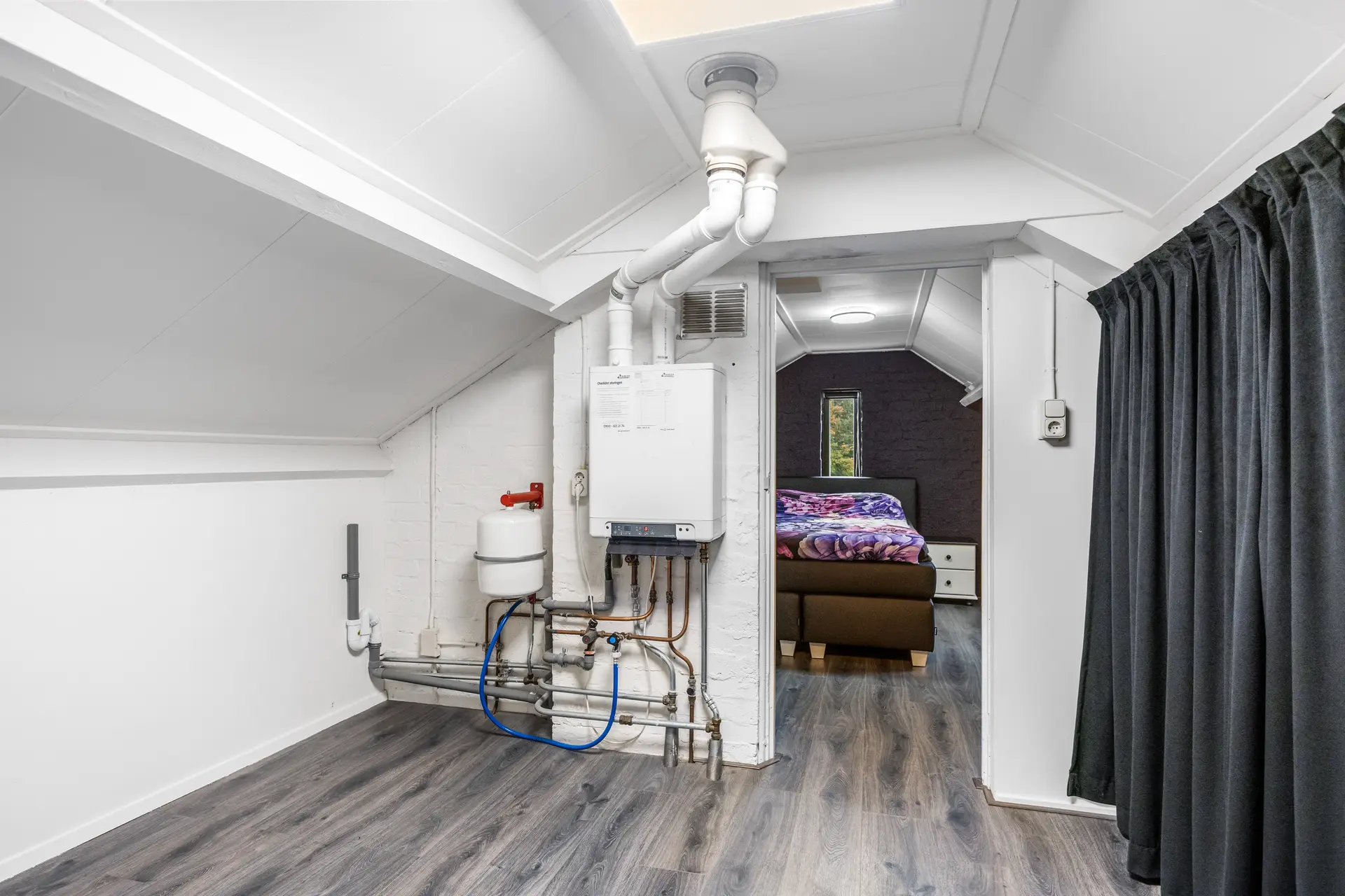 Heer Jacobstraat 2, Bakhuizen