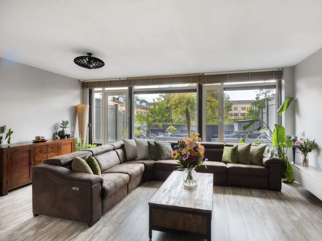 Kapittelhoek 12, Hoogvliet
