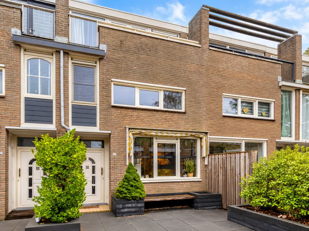 Kaar 67, Hoogvliet