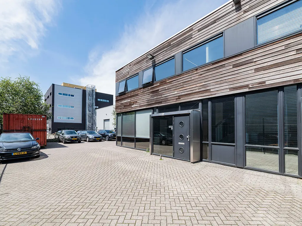 Minervum 7444K, Breda