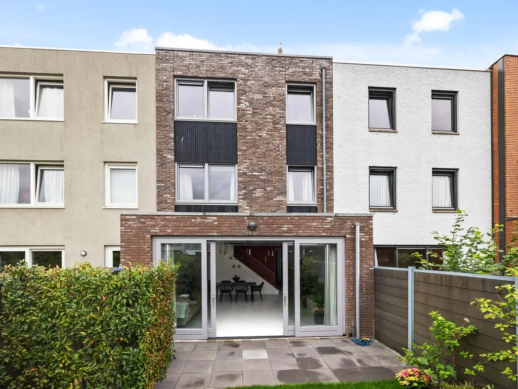 Biancaland 112, 'S-Gravenhage
