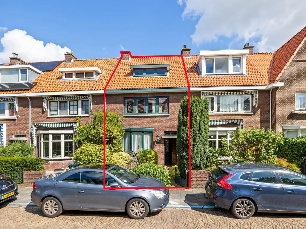 van Lugtenburgstraat 44, Voorburg