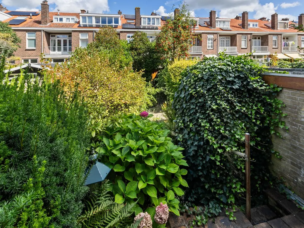 van Lugtenburgstraat 44, Voorburg
